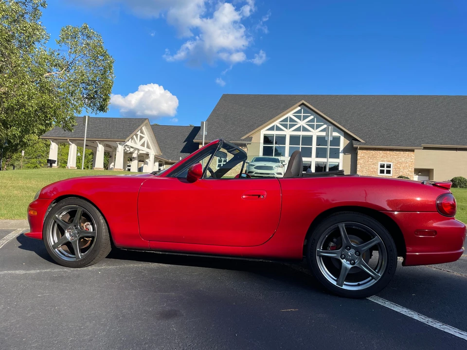 2004 Mazda NB Mazdaspeed MX-5 Miata - Image 10 of 31