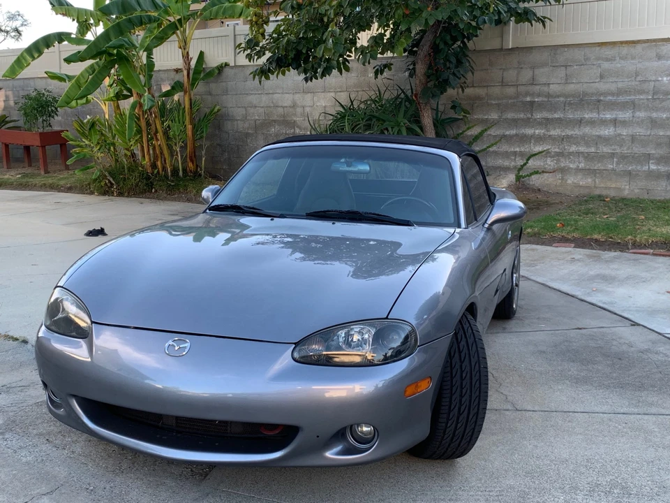 2004 Mazda NB Mazdaspeed MX-5 Miata - Image 2 of 31