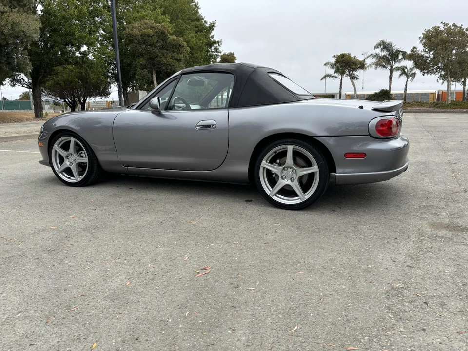 2004 Mazda NB Mazdaspeed MX-5 Miata - Image 4 of 31