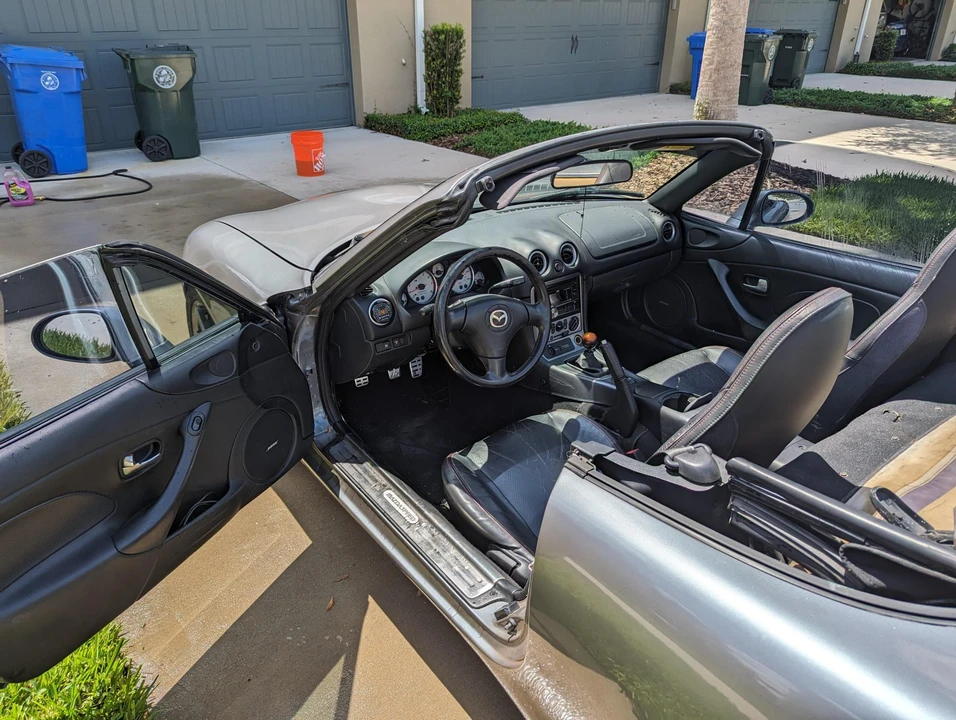 2004 Mazda NB Mazdaspeed MX-5 Miata - Image 27 of 31