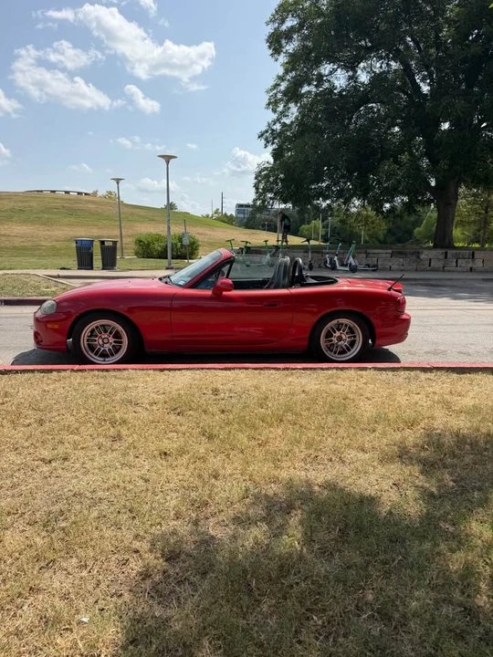 2004 Mazda NB Mazdaspeed MX-5 Miata - Image 3 of 9