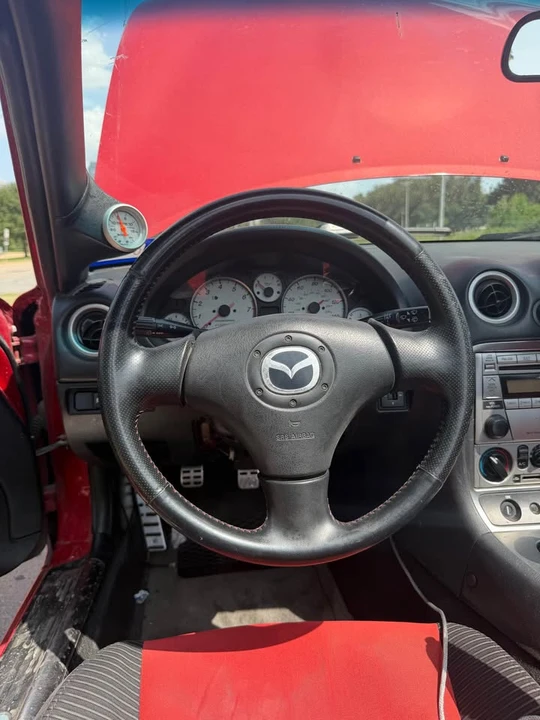 2004 Mazda NB Mazdaspeed MX-5 Miata - Image 9 of 9