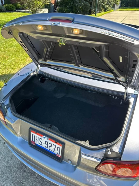 2004 Mazda NB Mazdaspeed MX-5 Miata - Image 10 of 14