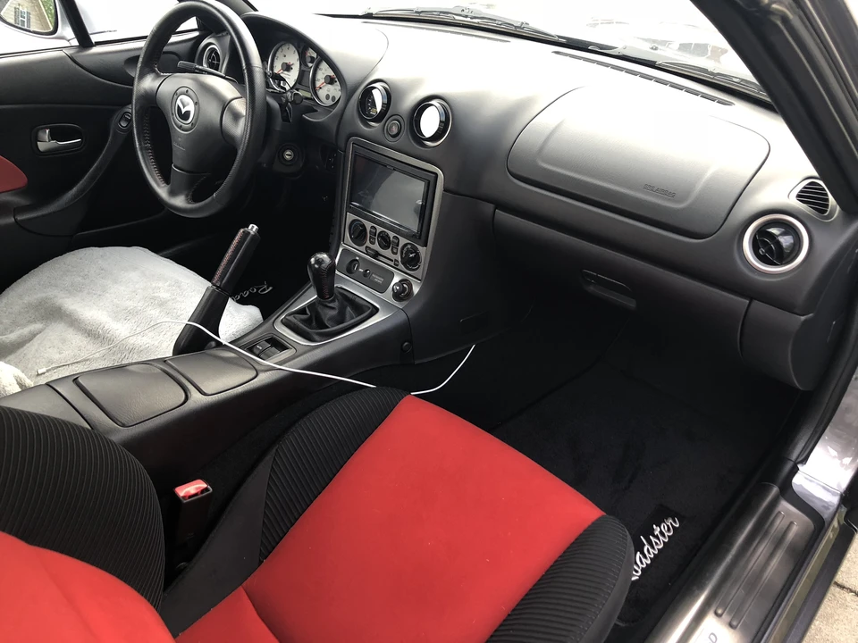 2004 Mazda NB Mazdaspeed MX-5 Miata - Image 22 of 31