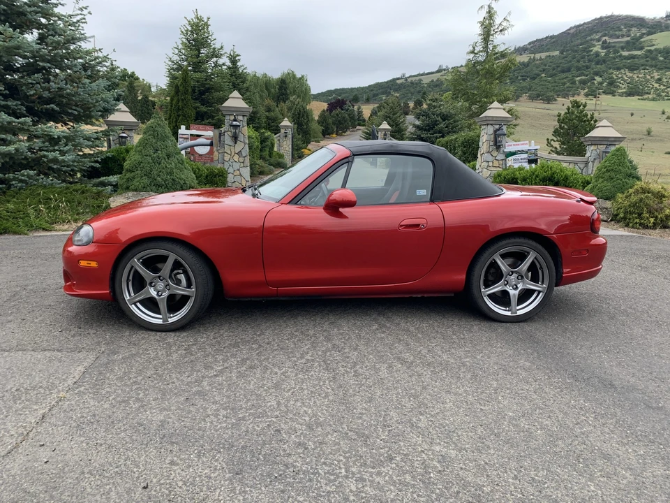 2004 Mazda NB Mazdaspeed MX-5 Miata - Image 17 of 31