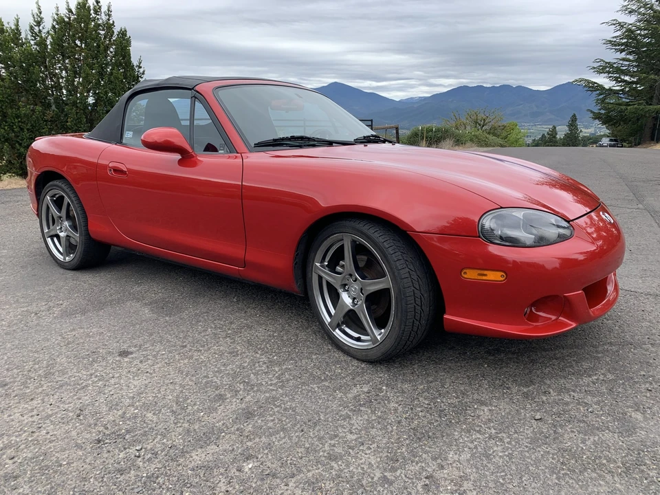2004 Mazda NB Mazdaspeed MX-5 Miata - Image 10 of 31