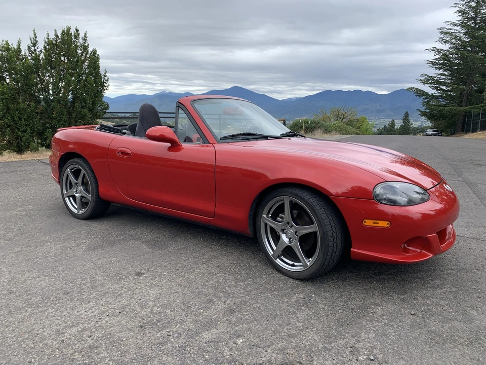 2004 Mazda NB Mazdaspeed MX-5 Miata - Image 2 of 31