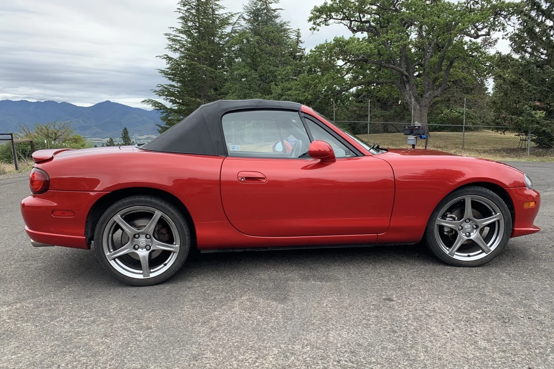 2004 Mazda NB Mazdaspeed MX-5 Miata - Image 12 of 31