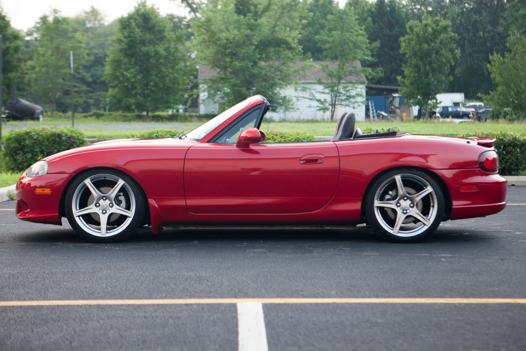 2004 Mazda NB Mazdaspeed MX-5 Miata - Image 2 of 31