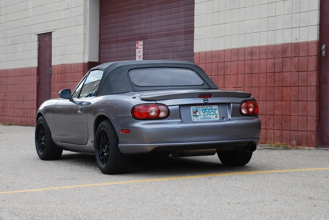 2004 Mazda NB Mazdaspeed MX-5 Miata - Image 18 of 31