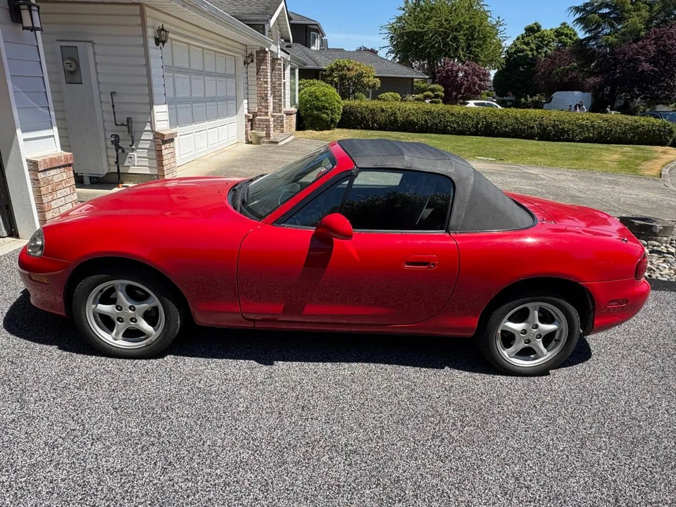 2004 Mazda NB MX-5 Miata - Image 4 of 6
