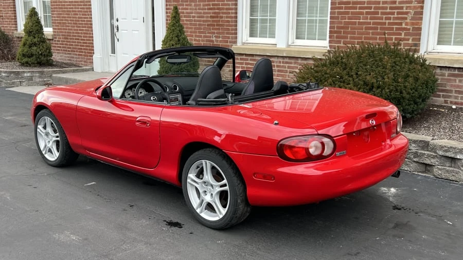 2004 Mazda NB MX-5 Miata - Image 3 of 11