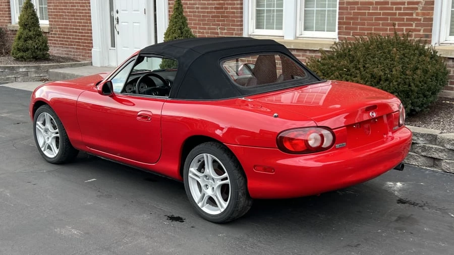 2004 Mazda NB MX-5 Miata - Image 6 of 11