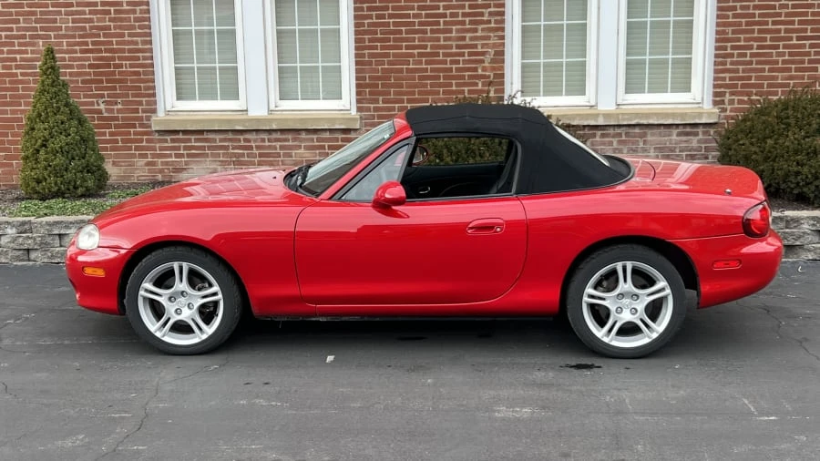 2004 Mazda NB MX-5 Miata - Image 5 of 11