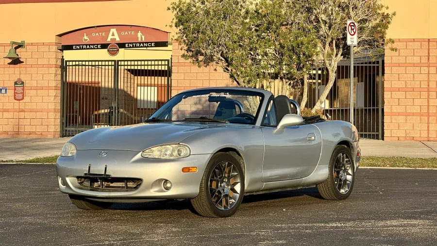 2004 Mazda NB MX-5 Miata - Image 10 of 18