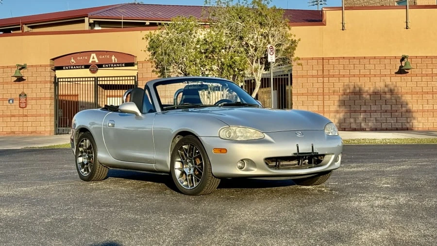 2004 Mazda NB MX-5 Miata - Image 8 of 18