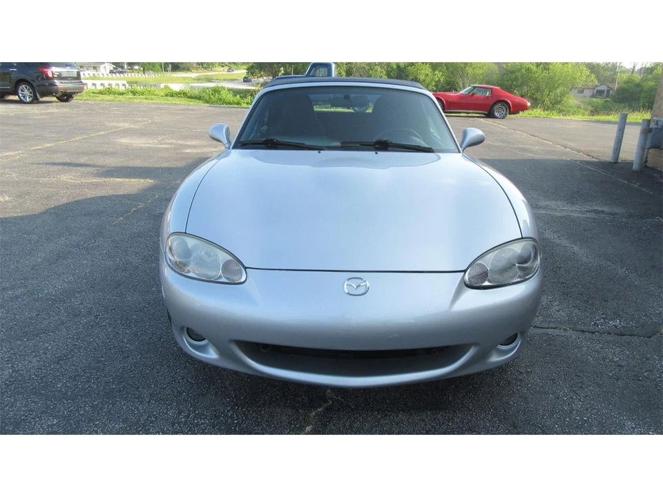 2004 Mazda NB MX-5 Miata - Image 3 of 31