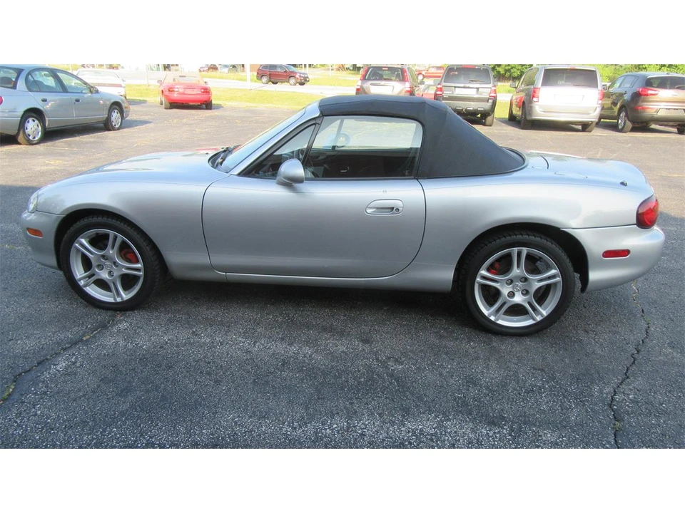 2004 Mazda NB MX-5 Miata - Image 5 of 31