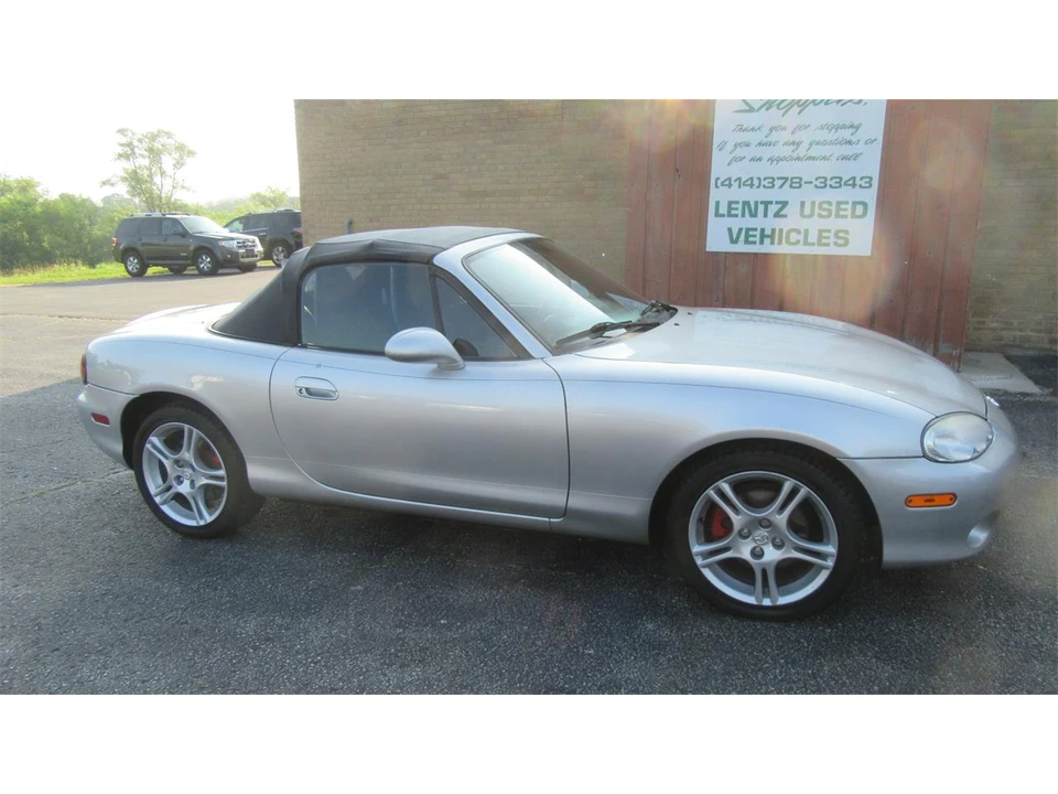 2004 Mazda NB MX-5 Miata - Image 9 of 31