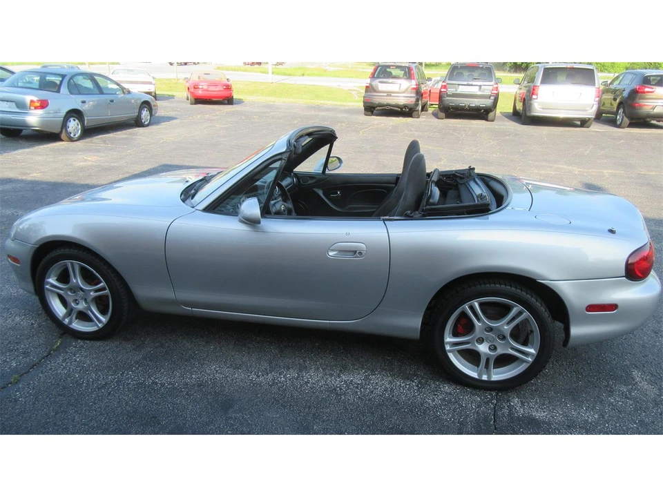 2004 Mazda NB MX-5 Miata - Image 10 of 31