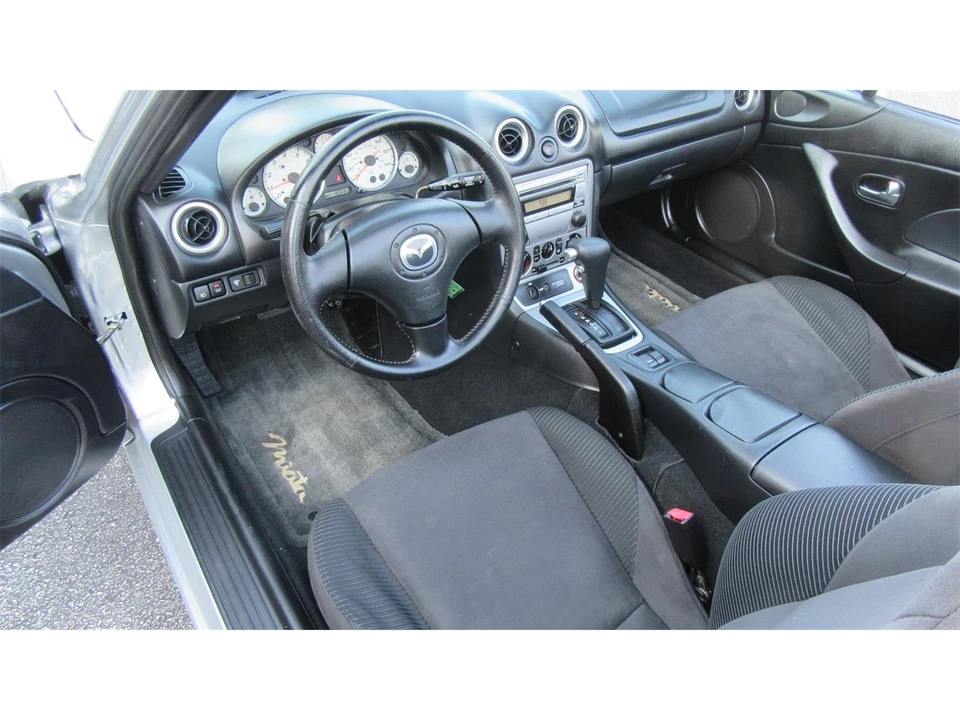 2004 Mazda NB MX-5 Miata - Image 19 of 31