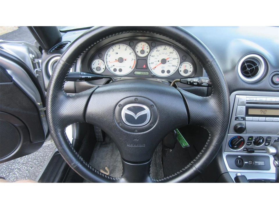 2004 Mazda NB MX-5 Miata - Image 23 of 31