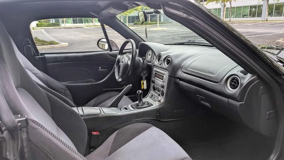 2004 Mazda NB MX-5 Miata - Image 15 of 16