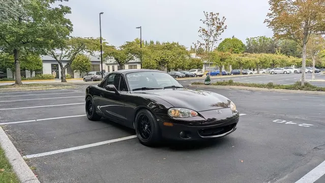 2004 Mazda Miata MX-5