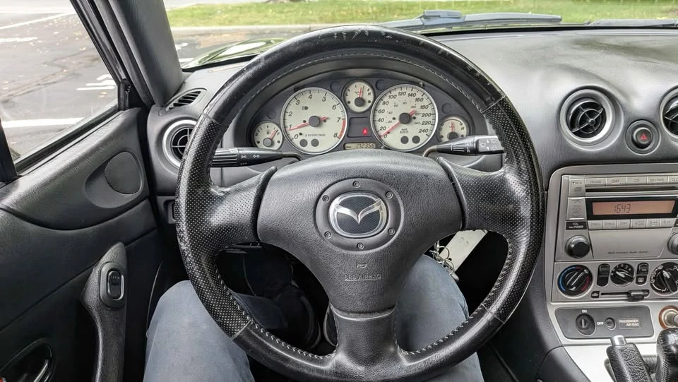 2004 Mazda NB MX-5 Miata - Image 10 of 16