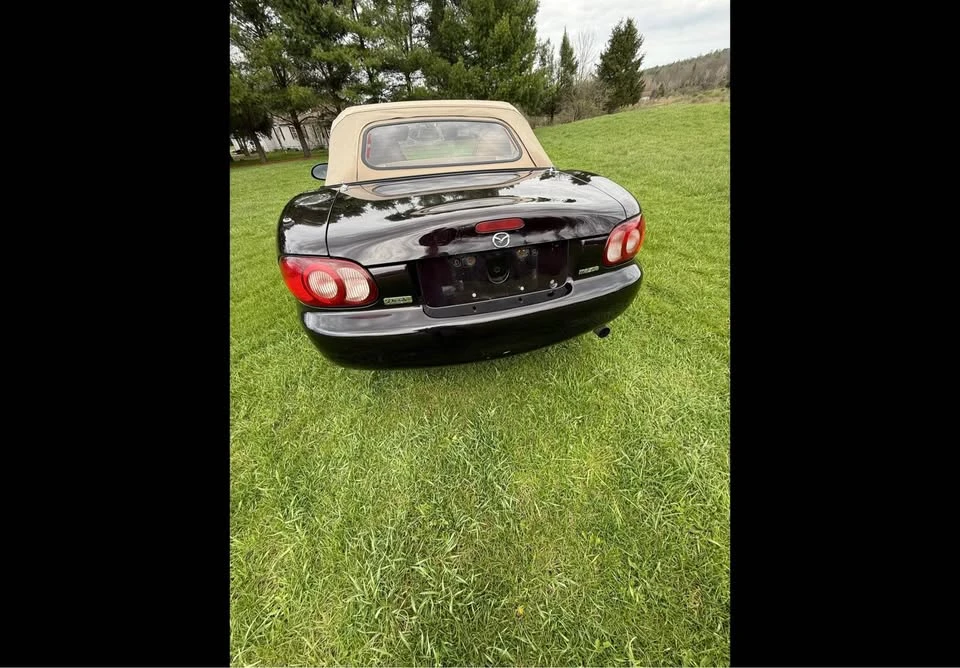2004 Mazda NB MX-5 Miata - Image 2 of 5