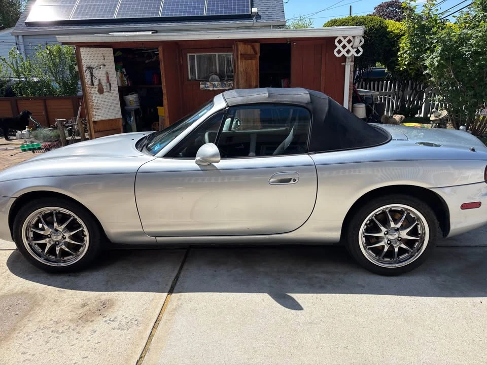 2004 Mazda NB MX-5 Miata - Image 3 of 10