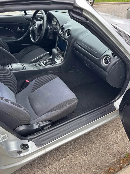 2004 Mazda NB MX-5 Miata - Image 4 of 9