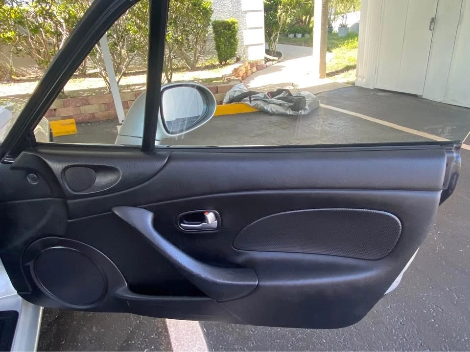 2004 Mazda NB MX-5 Miata - Image 6 of 7