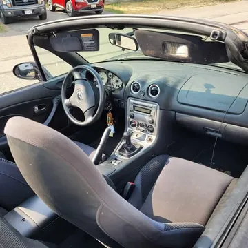 2004 Mazda MX-5 Miata