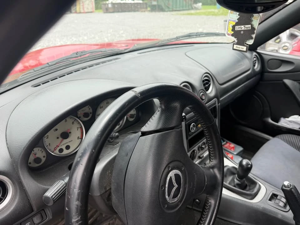 2004 Mazda NB MX-5 Miata - Image 10 of 14