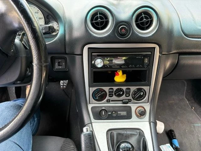 2004 Mazda NB MX-5 Miata - Image 7 of 12