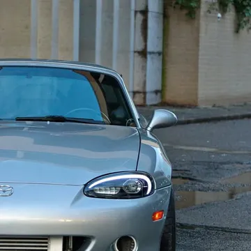 2004 Mazda MX-5 Miata
