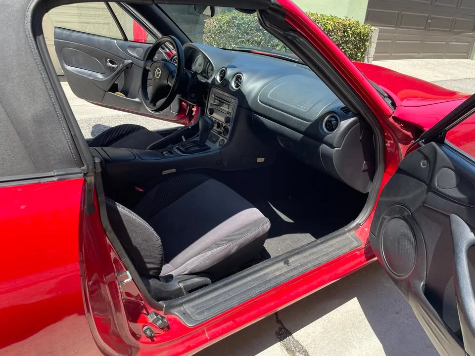 2004 Mazda NB MX-5 Miata - Image 8 of 12