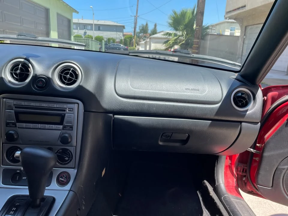 2004 Mazda NB MX-5 Miata - Image 10 of 12