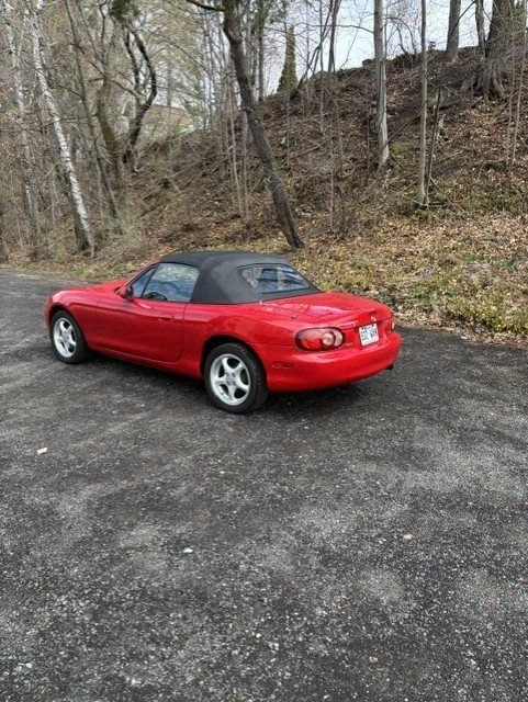 2004 Mazda NB MX-5 Miata - Image 2 of 10