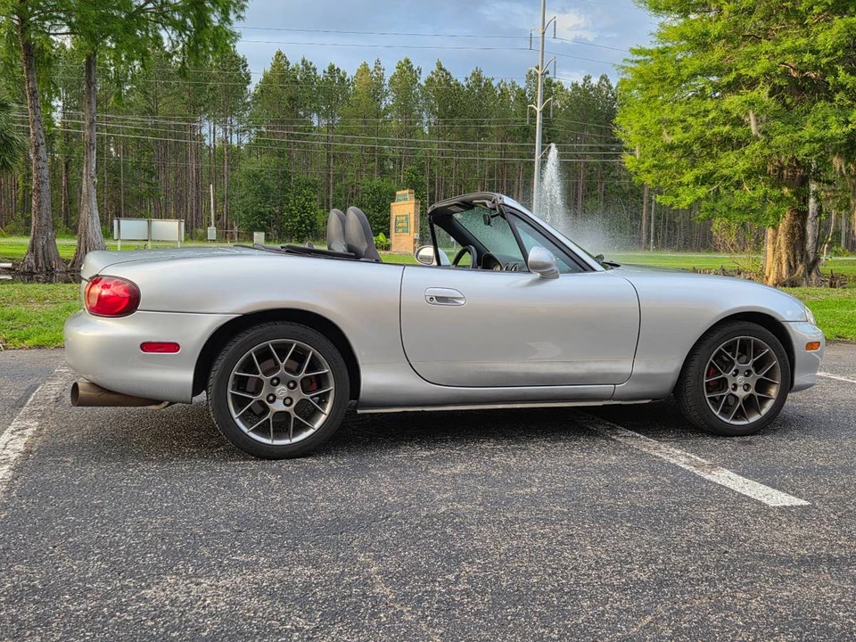 2004 Mazda NB MX-5 Miata - Image 7 of 10