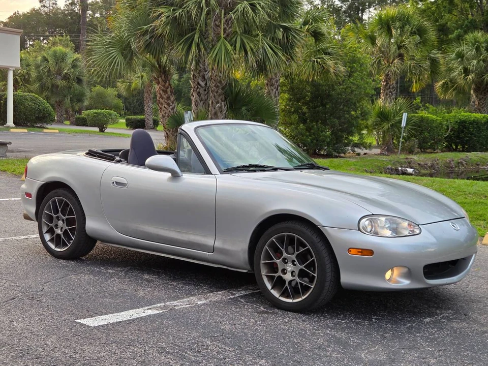 2004 Mazda NB MX-5 Miata - Image 2 of 10