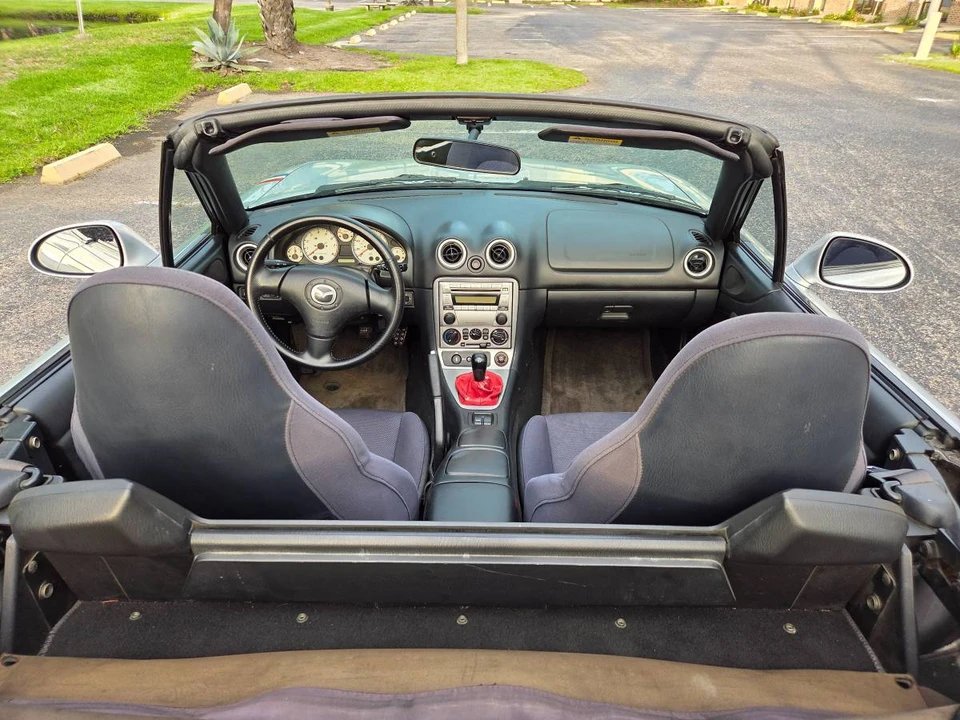 2004 Mazda NB MX-5 Miata - Image 8 of 10