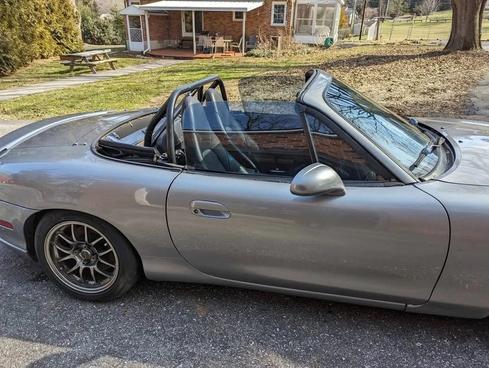 2004 Mazda NB Mazdaspeed MX-5 Miata - Image 9 of 10