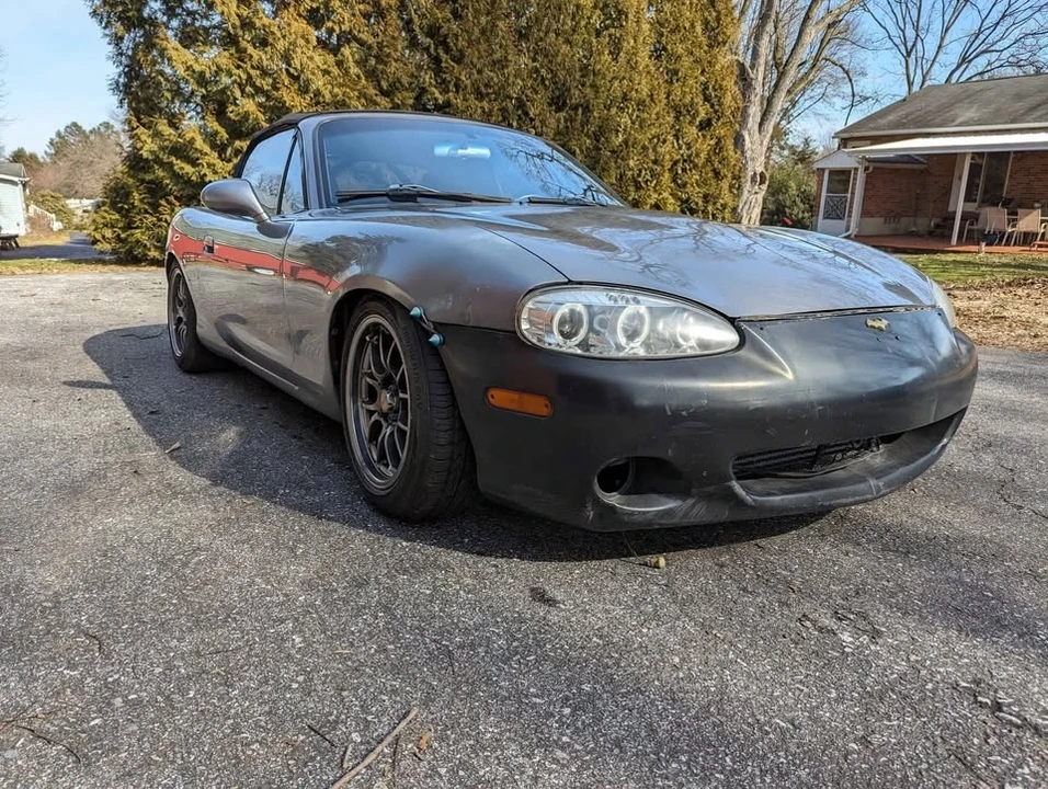 2004 Mazda NB Mazdaspeed MX-5 Miata - Image 3 of 10
