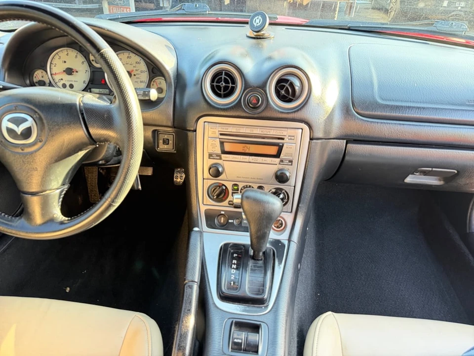 2004 Mazda NB MX-5 Miata - Image 14 of 21