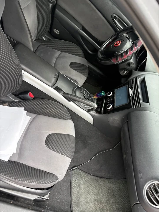 2004 Mazda RX-8 1st Gen - Image 4 of 7