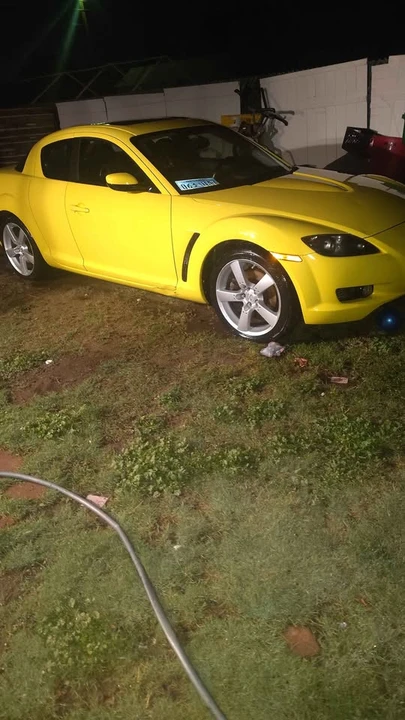 2004 Mazda RX-8 1st Gen - Image 2 of 3