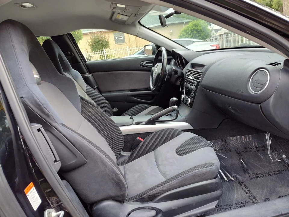 2004 Mazda RX-8 1st Gen - Image 26 of 31