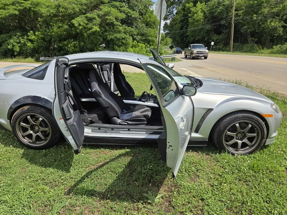 2004 Mazda RX-8 1st Gen - Image 4 of 10